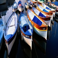 Традиционни риболовни лодки villefranche-sur-mer france poster print